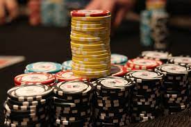 Tournament Poker Tips - 3 Secrets to Win More Sit N Go's